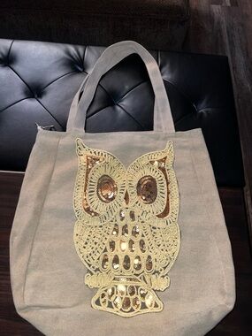 Neutral Canvas Tote with Gold Sequin Owl